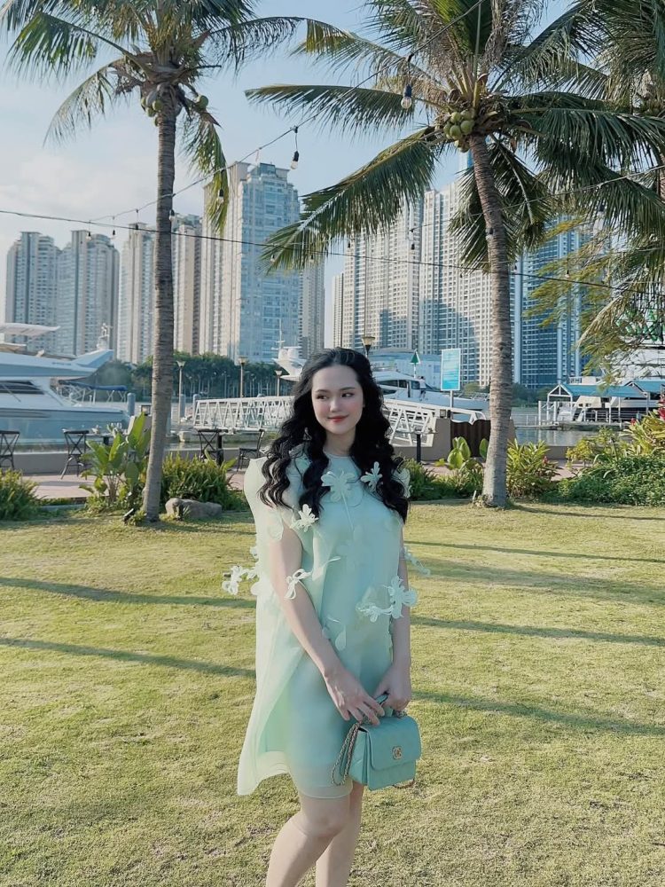 fb_img_1735404948111-1735406053-38-width1080height1440 Vợ đội trưởng Đỗ Duy Mạnh: