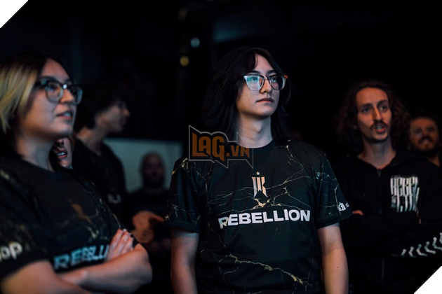 Xuat Hien Tuyen Thu Nu Dau Tien Gia Nhap Vao Mot Doi Tuyen Valorant Tier 1 Trong Nam 2025 3 Florescent