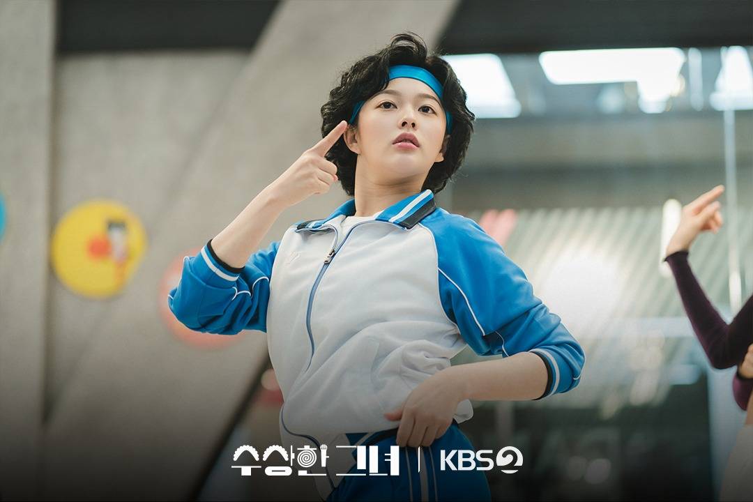 Phim Hàn có rating tăng 118% chỉ sau 1 tập, visual nữ chính gây hoang mang tột độ vì như có phép biến hình- Ảnh 2. Phim Hàn có rating tăng 118% chỉ sau 1 tập, visual nữ chính gây hoang mang tột độ vì như có phép biến hình- Ảnh 2.