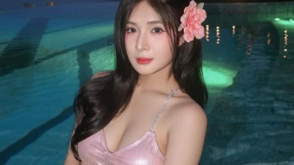 Quỳnh Alee khoe dáng nuột, eo thon khiến fan hâm mộ phải "trầm trồ" g1jpg