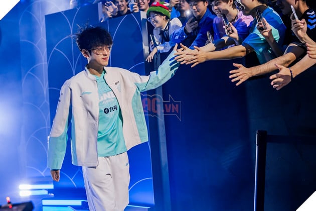 LMHT: Scout dang la tuyen thu no nan nhieu nhat LPL, con lam lien luy ca GALA LMHT: Scout đang là tuyển thủ nợ nần nhiều nhất LPL, còn làm liên lụy cả GALA