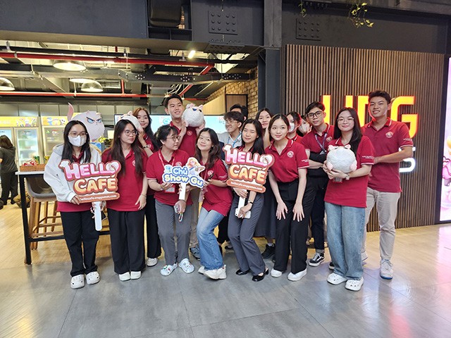 Hello Café tạo sóng mùa hè: Tưng bùng VNG University và cuộc thì ảnh meo meo Hello Café tạo sóng mùa hè: Tưng bùng VNG University và cuộc thì ảnh meo meo