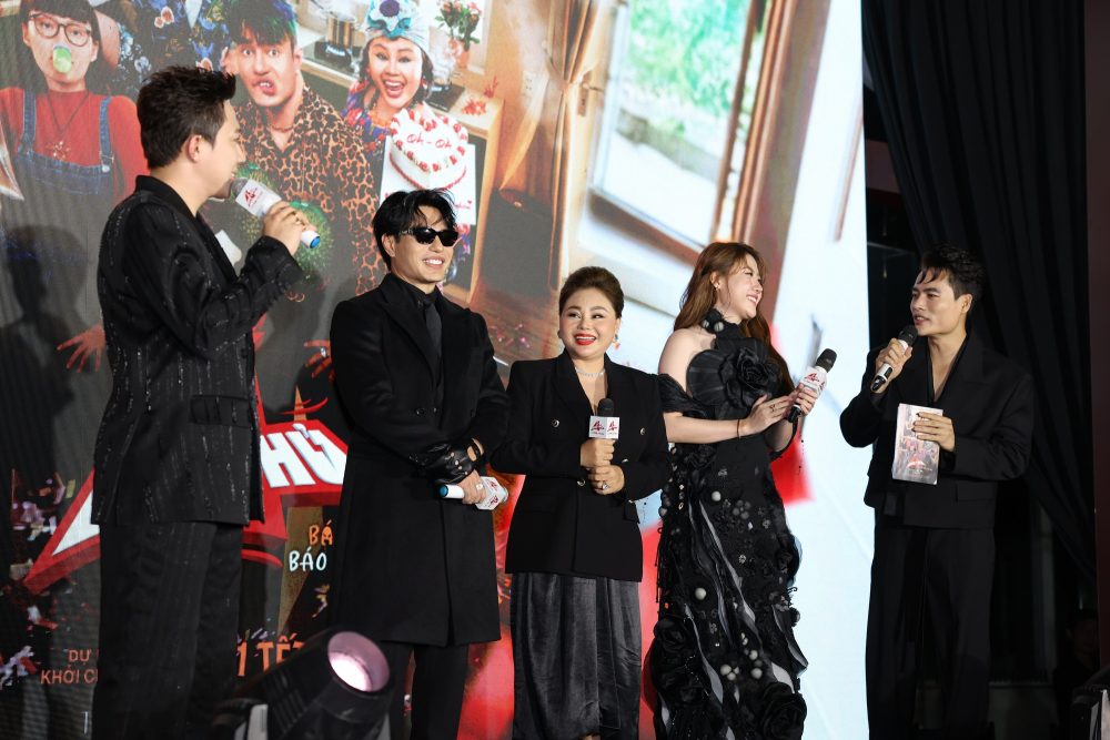 Thảm đỏ hot nhất hôm nay: Trấn Thành về dáng khó tin sau sự cố lộ Thảm đỏ hot nhất hôm nay: Trấn Thành về dáng khó tin sau sự cố lộ