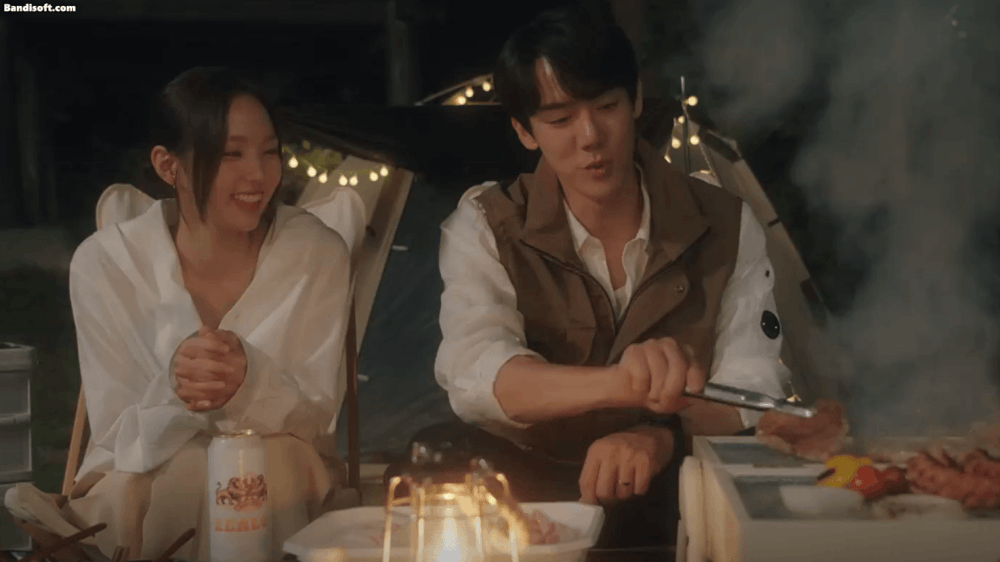 Cặp đôi When The Phone Rings cãi nhau mà