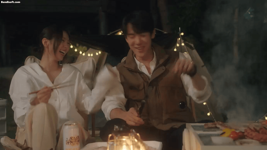 Cặp đôi When The Phone Rings cãi nhau mà