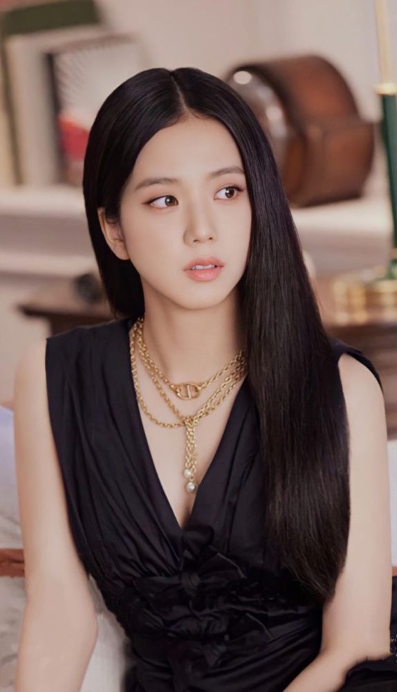 Jisoo (BLACKPINK) sẽ hẹn hò 900 người trong phim truyền hình mới?- Ảnh 1. Jisoo (BLACKPINK) sẽ hẹn hò 900 người trong phim truyền hình mới?- Ảnh 1.