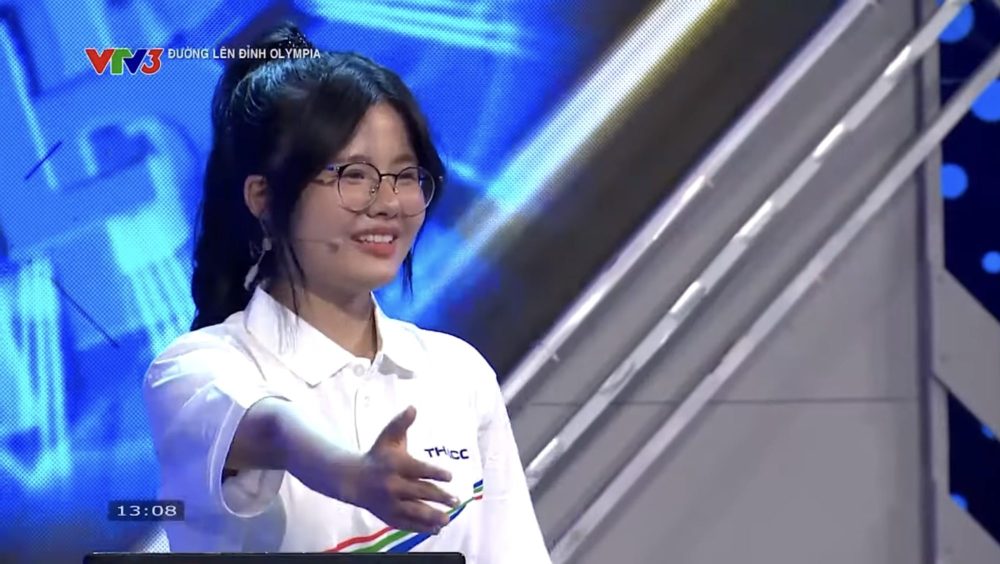 Thí sinh nhất tuần Olympia sốt xình xịch trên MXH, đến MC Khánh Vy cũng phải đu trend!- Ảnh 1. Thí sinh nhất tuần Olympia sốt xình xịch trên MXH, đến MC Khánh Vy cũng phải đu trend!- Ảnh 1.