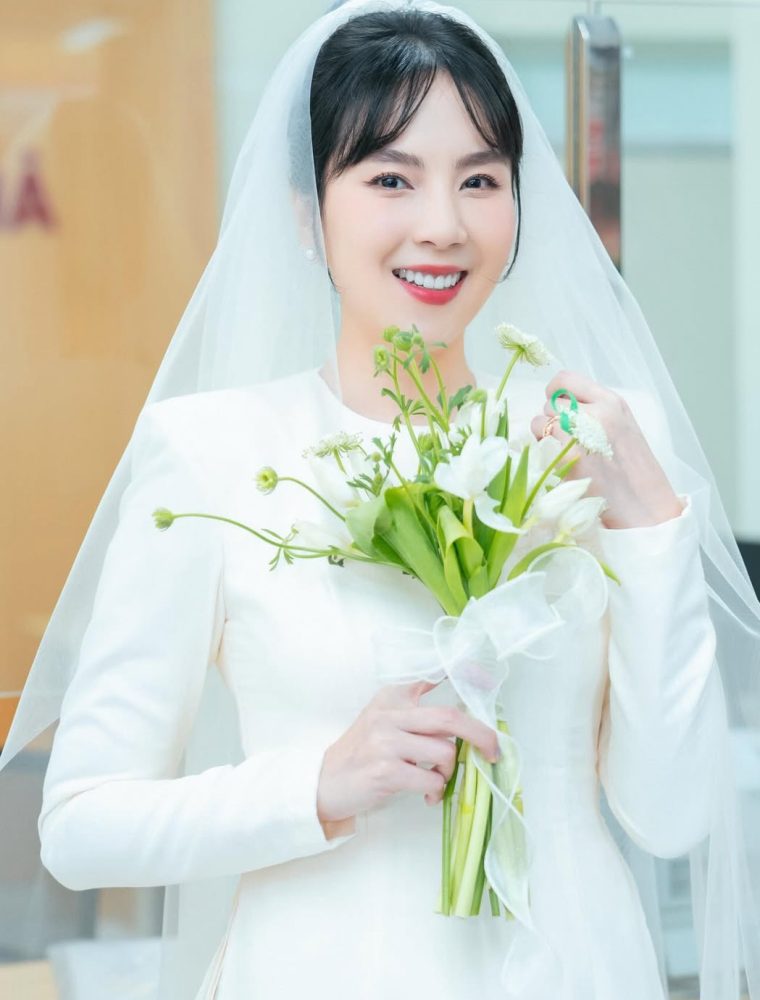 HOT: MC Mai Ngọc xác nhận đăng ký kết hôn, công khai hình ảnh của chồng thứ 2!- Ảnh 3. HOT: MC Mai Ngọc xác nhận đăng ký kết hôn, công khai hình ảnh của chồng thứ 2!- Ảnh 3.
