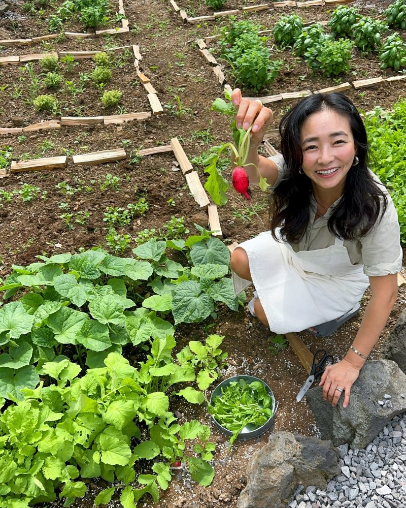 Sao nữ có 40 giây nóng bỏng trong phim Sex is Zero: Lấy chồng trẻ, đam mê nấu ăn, mỗi năm kiếm gần 400 tỷ- Ảnh 9. Sao nữ có 40 giây nóng bỏng trong phim Sex is Zero: Lấy chồng trẻ, đam mê nấu ăn, mỗi năm kiếm gần 400 tỷ- Ảnh 9.