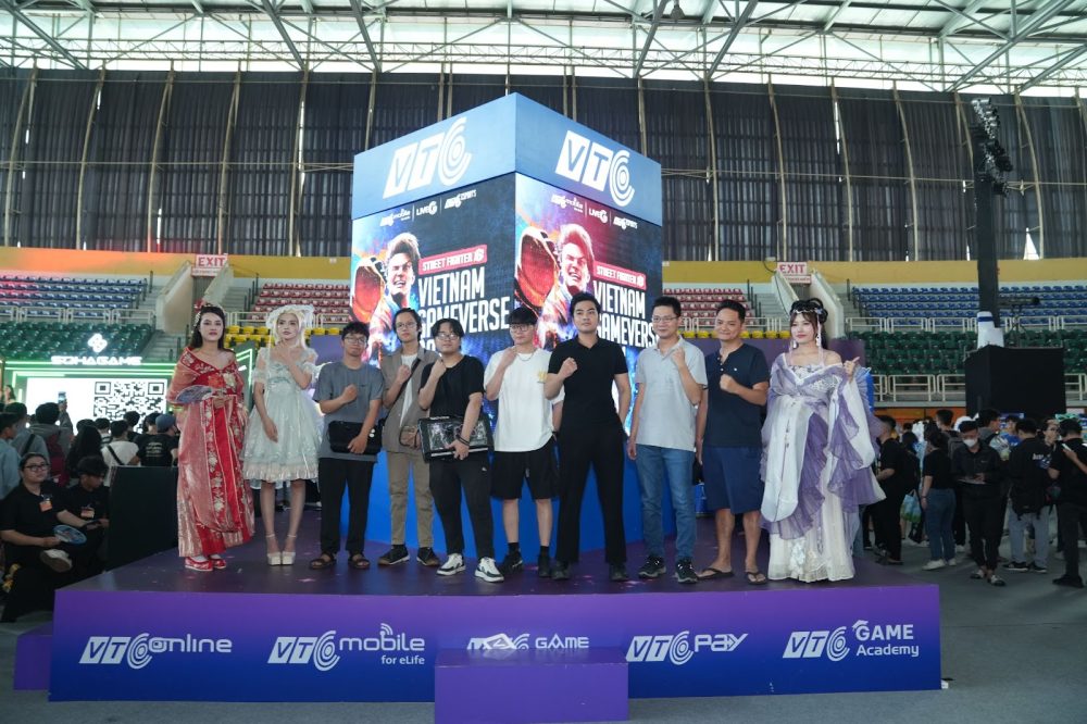 kfvcxxcv2xfqrwrioifkezvhvfy4pdvkgygk65a29nn4lu-g9ddud1h3oeqauxsmitfi6hhagpiucfhm2s4wa_5zkxixml96kygtafwlujye30zzmjsbskb0rtswwjfabrkbjpq1qruaqomeizpnxgw-1 Các game thủ thi đấu tại giải Street Fighter GameVerse 2024