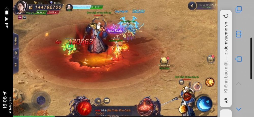 Giao diện trên mobile của game Kiếm Vũ CMN