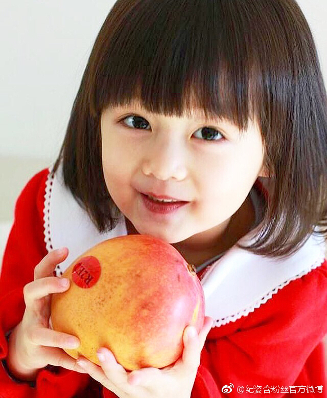 ky-tu-ham23-1734566364121-173456636419511537896 "Con gái Triệu Vy" đẹp đến mức bị hàng triệu người cấm dao kéo, sau 11 năm thăng hạng nhan sắc cực đỉnh ky tu ham23 1734566364121 173456636419511537896