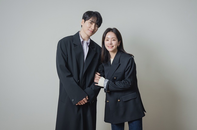 Nữ tổng tài thần thái ngút ngàn khiến dân tình mê mệt, nhan sắc đỉnh cỡ nào mà Hyun Bin khen đẹp nhất showbiz?- Ảnh 2. Nữ tổng tài thần thái ngút ngàn khiến dân tình mê mệt, nhan sắc đỉnh cỡ nào mà Hyun Bin khen đẹp nhất showbiz?- Ảnh 2.