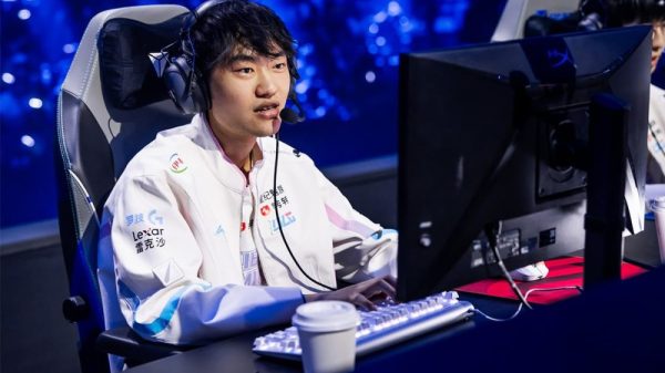 LMHT: Truyền thông LPL hé lộ mức lương cực khủng của Knight bằng 5 đội tuyển cộng lại 33 LMHT: Truyền thông LPL hé lộ mức lương cực khủng của Knight bằng 5 đội tuyển cộng lại muc luong knight lpl 3 ynakjpg