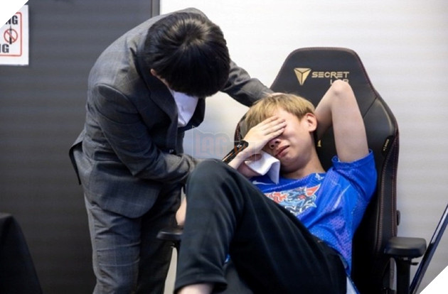 LMHT: Cuu tuyen thu LNG lanh lien hoan phot ngay sau khi gia nhap JDG cho mua giai 2025 5 LMHT: Cựu tuyển thủ LNG lãnh liên hoàn phốt ngay sau khi gia nhập JDG cho mùa giải 2025