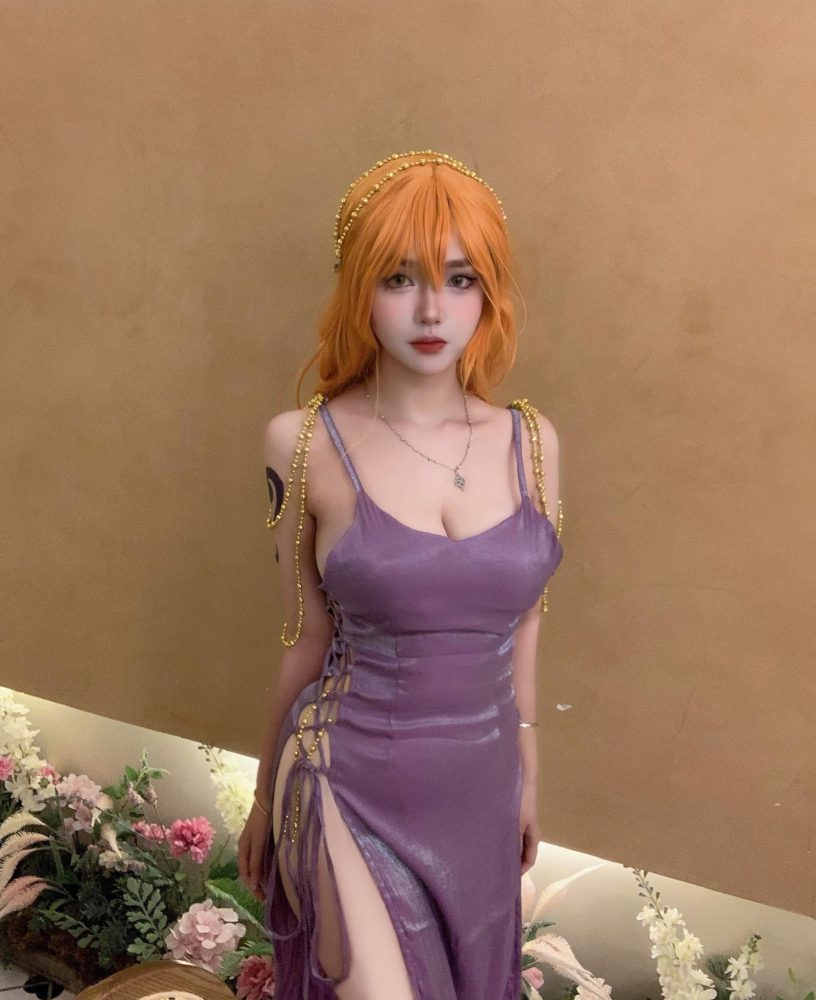 Test nhẹ skin mới, gái xinh khoe