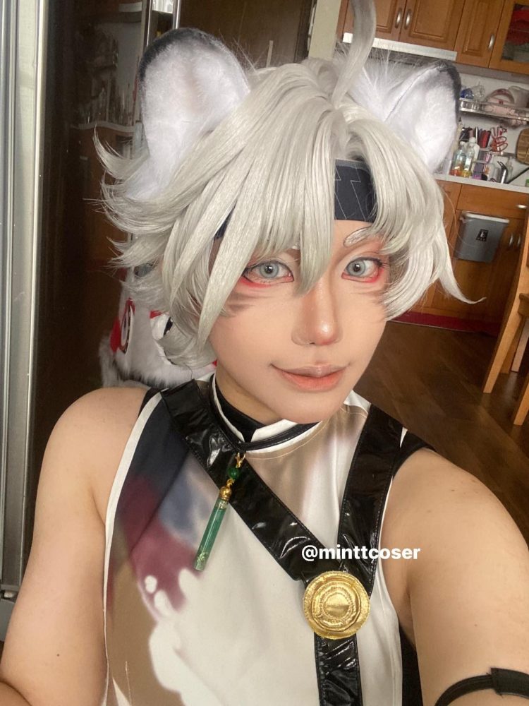 photo-1713496178120-1713496178761210347663 Hoá thân quá xuất sắc, người xem không dám tin đây thực chất là một nữ coser nóng bỏng photo 1713496178120 1713496178761210347663