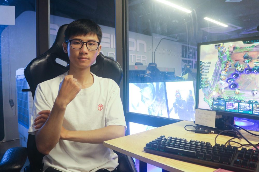 photo-1720968159205 photo-1720968159205