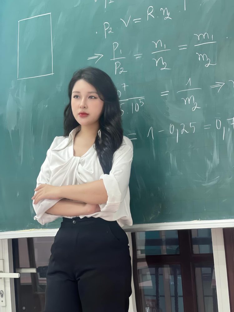 photo-1728292984038 photo-1728292984038