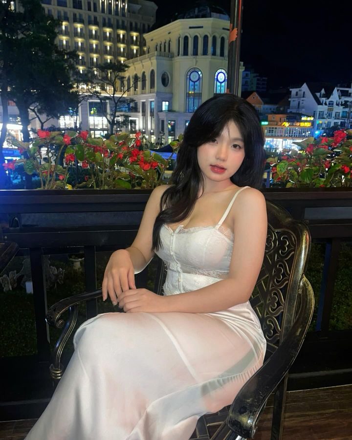 photo-1729479829742 photo-1729479829742