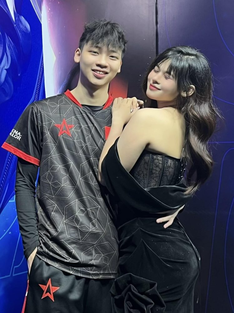 photo-1730190041998 photo-1730190041998