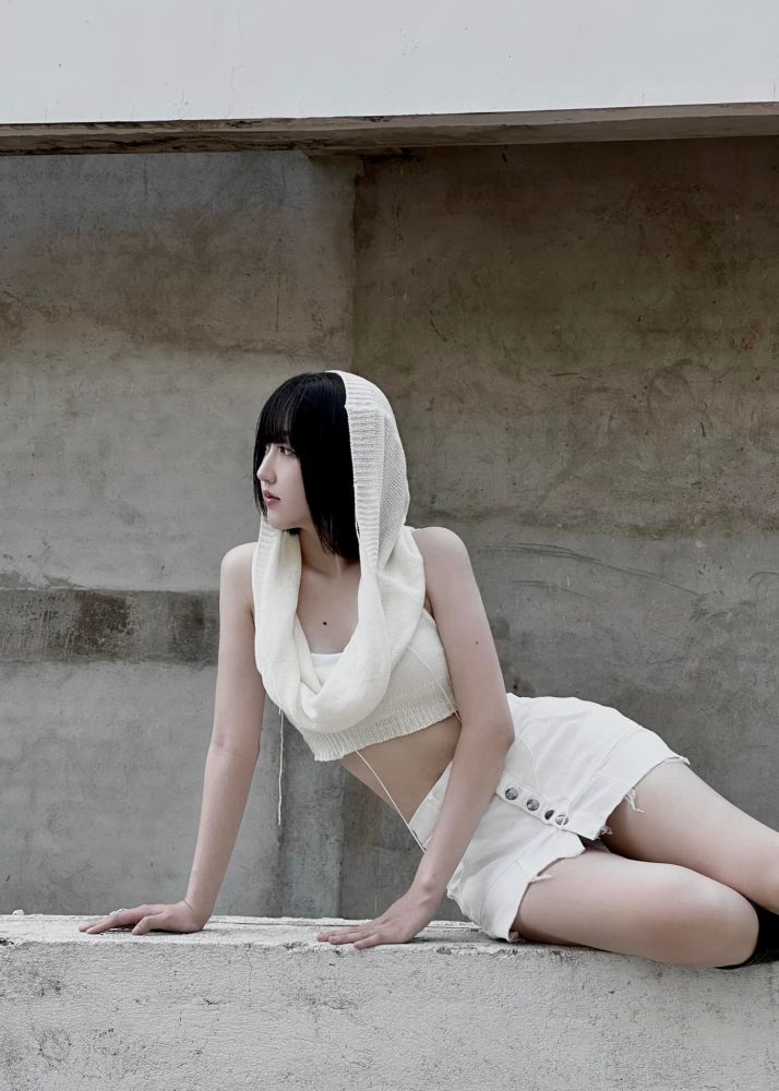 photo-1732615864766 photo-1732615864766