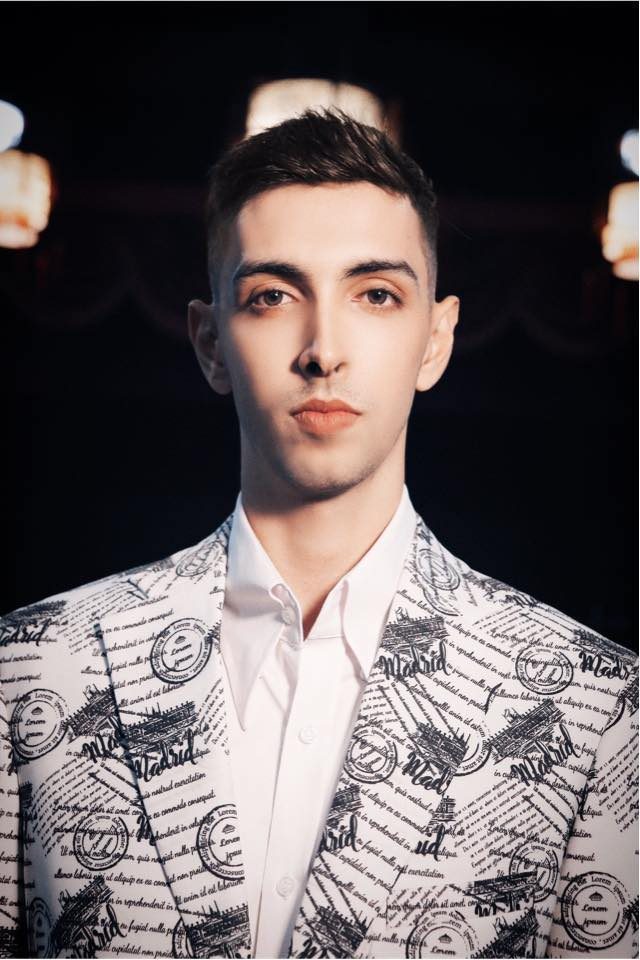 photo-1732762243777 photo-1732762243777