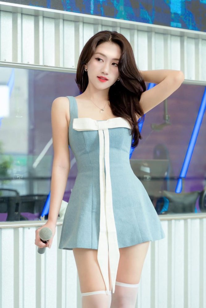 photo-1733627836781 photo-1733627836781