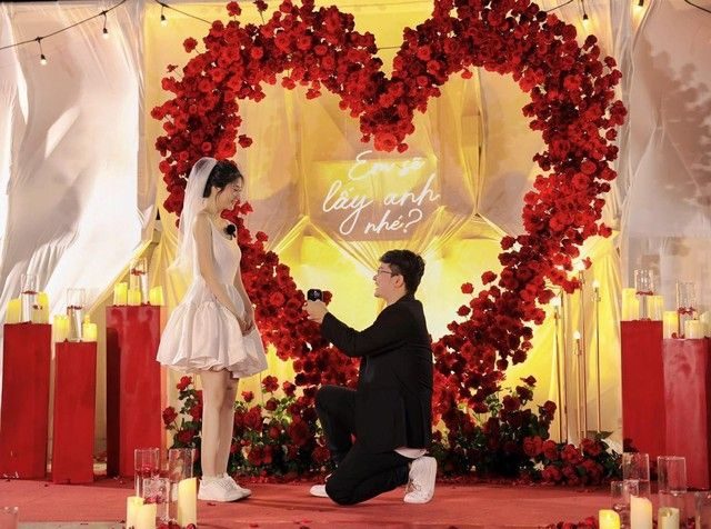 photo-1734509331765 photo-1734509331765