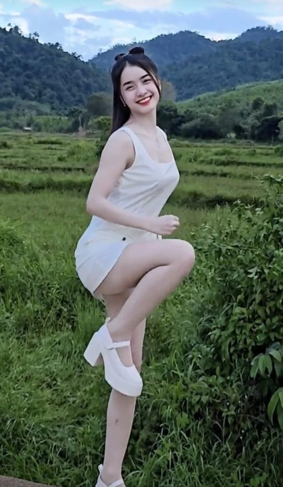 Hot girl sơn cước thay đổi diện mạo thành