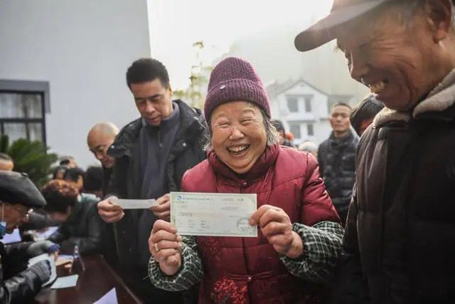 Nhận 1,2 tỷ dù không cần thế chấp nhà, xe: Cách đầu tư mới khiến nhiều người bất ngờ- Ảnh 6. Nhận 1,2 tỷ dù không cần thế chấp nhà, xe: Cách đầu tư mới khiến nhiều người bất ngờ- Ảnh 6.