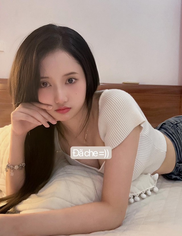 Bất ngờ sập live, nữ streamer Liên Quân tối mặt vì lý do liên quan 18+ - Ảnh 5. Bất ngờ sập live, nữ streamer Liên Quân tối mặt vì lý do liên quan 18+ - Ảnh 5.