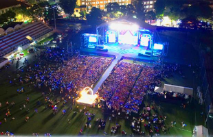 15.000+ khán giả quẩy "bung nóc" tại AU FES 2024 - Đại tiệc sinh nhật Audition 18 tuổi 26 15.000+ khán giả quẩy "bung nóc" tại AU FES 2024 - Đại tiệc sinh nhật Audition 18 tuổi photo1728439666735 17284396668411620814077 17284618011581984437511png