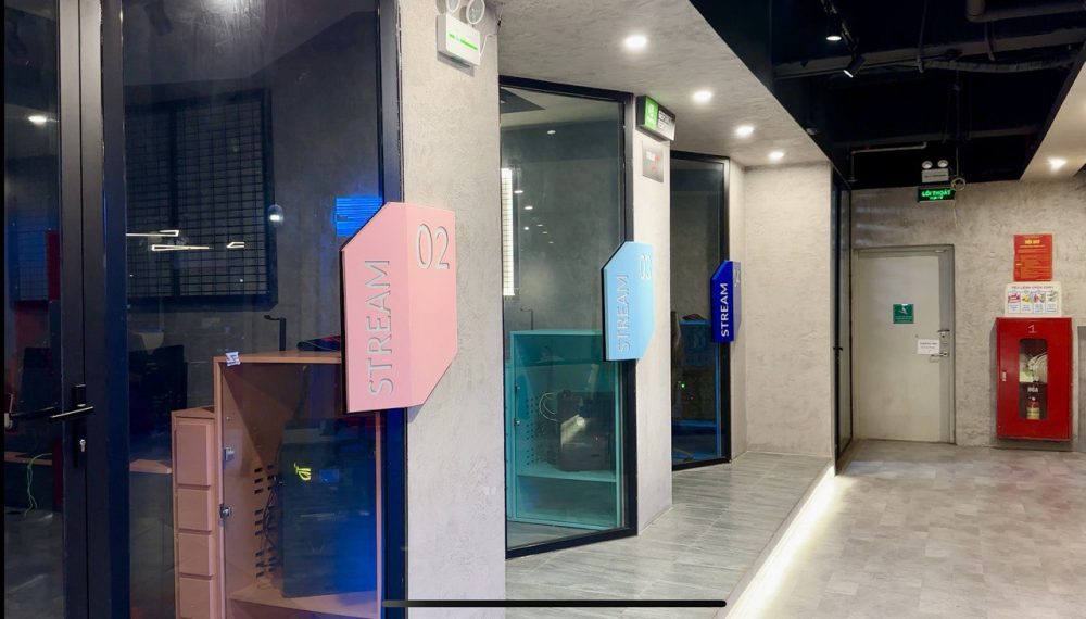 Cuối tuần đi đâu, chơi gì: Khám phá cyber game đắt nhất Hà Nội!- Ảnh 5. Cuối tuần đi đâu, chơi gì: Khám phá cyber game đắt nhất Hà Nội!- Ảnh 5.