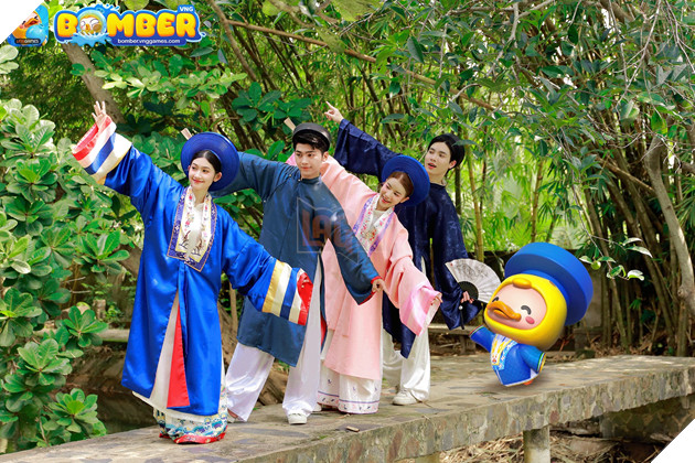 MisThy va Hoang Diep Anh (Bank) vuot chong gai, say hi voi Bomber VNG 8 MisThy và Hoàng Diệp Anh Bank vượt chông gai, say hi với Bomber VNG 8