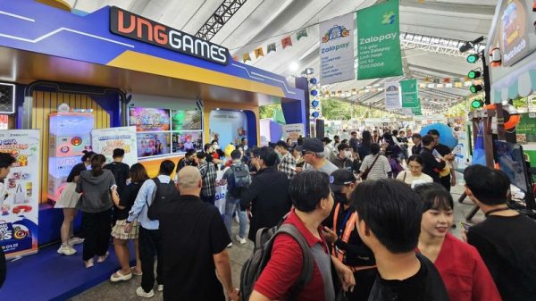 Khám phá hàng ngàn quà tặng từ Thiên Long Bát Bộ VNG tại Zalopay Year End Fest 2024 qtzujbjjpeg