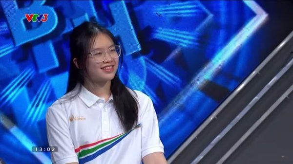 Fan xinh đẹp của Zeus tái hiện hành động kinh điển trên sóng VTV 27 Fan xinh đẹp của Zeus tái hiện hành động kinh điển trên sóng VTV screenshot 1701 1716730541832374344238 1716867229472 17168672296691117105440