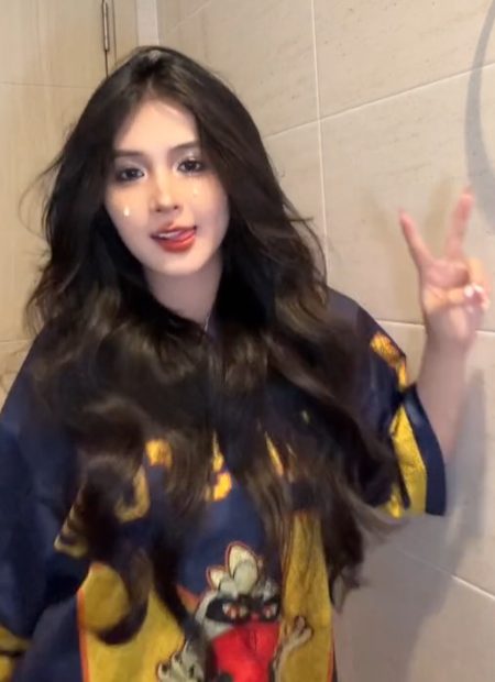 screenshot-2024-05-14-134041-1715668915639751150537 Lộ "hint" Quỳnh Alee quay lại với tình cũ, CĐM nhắc lại kỷ niệm ê chề screenshot 2024 05 14 134041 1715668915639751150537