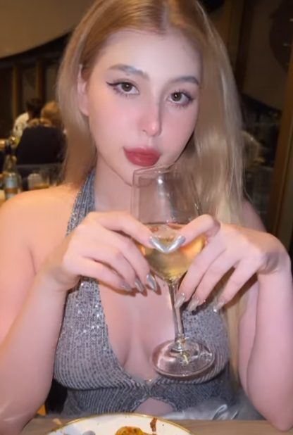 Bị hỏi thẳng là Bị hỏi thẳng là