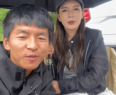 Livestream đi bộ gần 200 ngày liên tiếp, nam thanh niên đút túi donate khủng- Ảnh 2. Livestream đi bộ gần 200 ngày liên tiếp, nam thanh niên đút túi donate khủng- Ảnh 2.