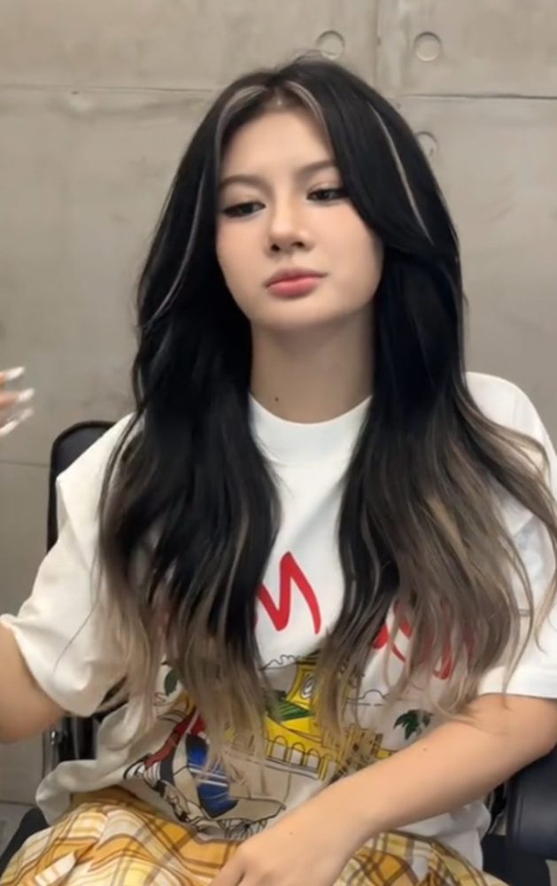 Xuân Ca bí mật thay đổi nhan sắc, Xuân Ca bí mật thay đổi nhan sắc,