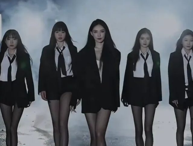 Nữ streamer mạnh dạn lộ mặt mộc để test phản ứng của fan- Ảnh 1. Nữ streamer mạnh dạn lộ mặt mộc để test phản ứng của fan- Ảnh 1.