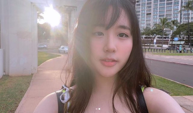 Ngắm nhan sắc trong trẻo của nữ streamer trong gia đình “chị em sinh tư” vô cùng hiếm gặp- Ảnh 13. Ngắm nhan sắc trong trẻo của nữ streamer trong gia đình “chị em sinh tư” vô cùng hiếm gặp- Ảnh 13.