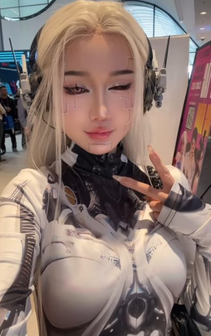 Không bật app, diện đồ gợi cảm, nhan sắc nữ streamer hơn 300.000 người theo dõi ra sao?- Ảnh 6. Không bật app, diện đồ gợi cảm, nhan sắc nữ streamer hơn 300.000 người theo dõi ra sao?- Ảnh 6.