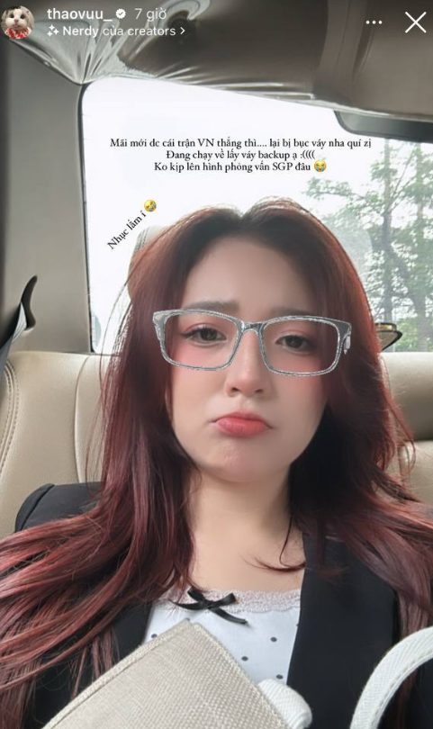 MC Phương Thảo lại gặp sự cố không mong muốn, thêm một chiếc váy