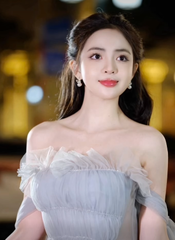 Xuất hiện với diện mạo Xuất hiện với diện mạo