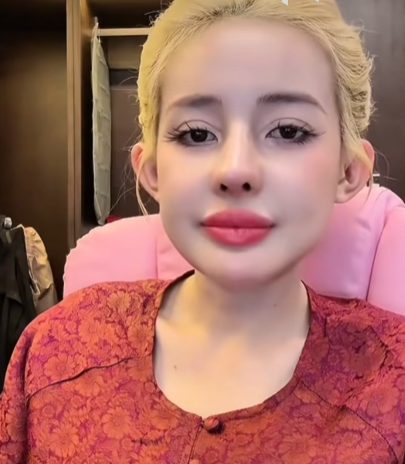 Ngân 98 lần đầu chia sẻ tuổi thật, dân tình lập tức