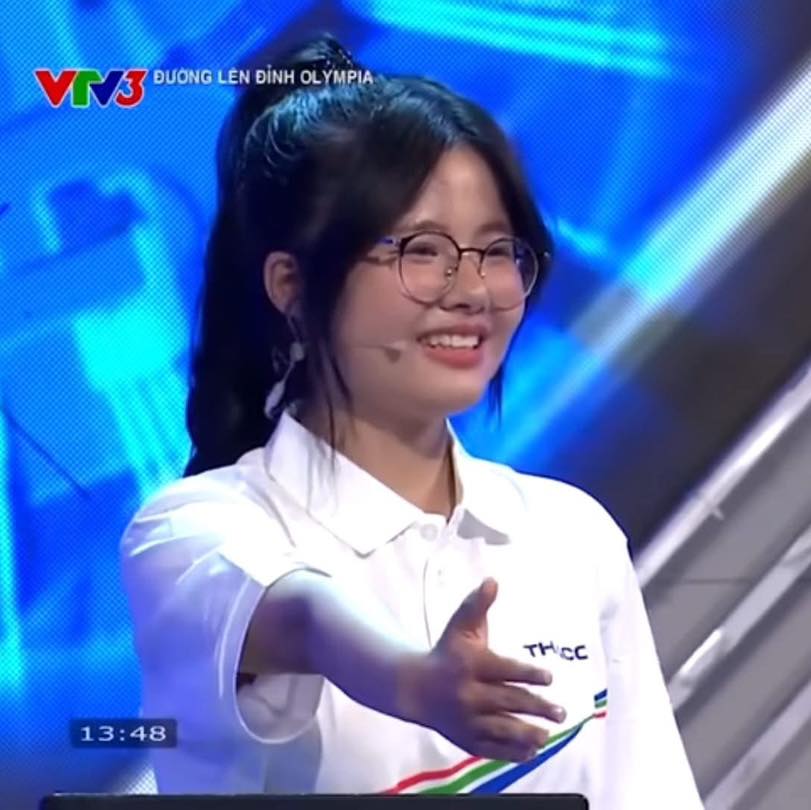 Nữ sinh fangirl T1 khiến cộng đồng xôn xao vì tái hiện Nữ sinh fangirl T1 khiến cộng đồng xôn xao vì tái hiện