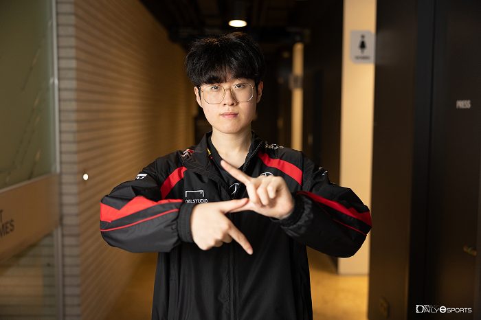 Một game thủ rời đội hút hơn 100K lượt tương tác