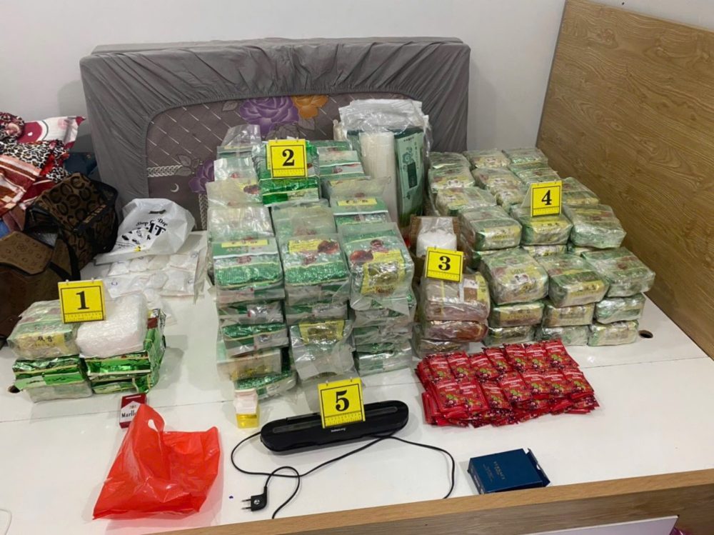 Người mẫu An Tây liên quan gì đến đường dây ma túy 28.000 tỷ đồng qua đường hàng không?- Ảnh 3. Người mẫu An Tây liên quan gì đến đường dây ma túy 28.000 tỷ đồng qua đường hàng không?- Ảnh 3.